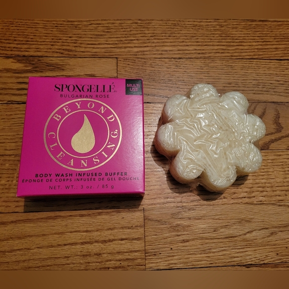 Spongellé Bulgarian Rose Body Wash Infused Buffer - Picture 5 of 9